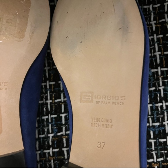 NWOB Size EU 37 (6.5) cobalt blue suede ballet flats with patent leather toe cap - Picture 8 of 9